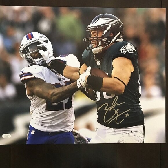 Zach Ertz Philadelphia Eagles Autograph Signed 16x20 Photo JSA - Picture 1 of 3